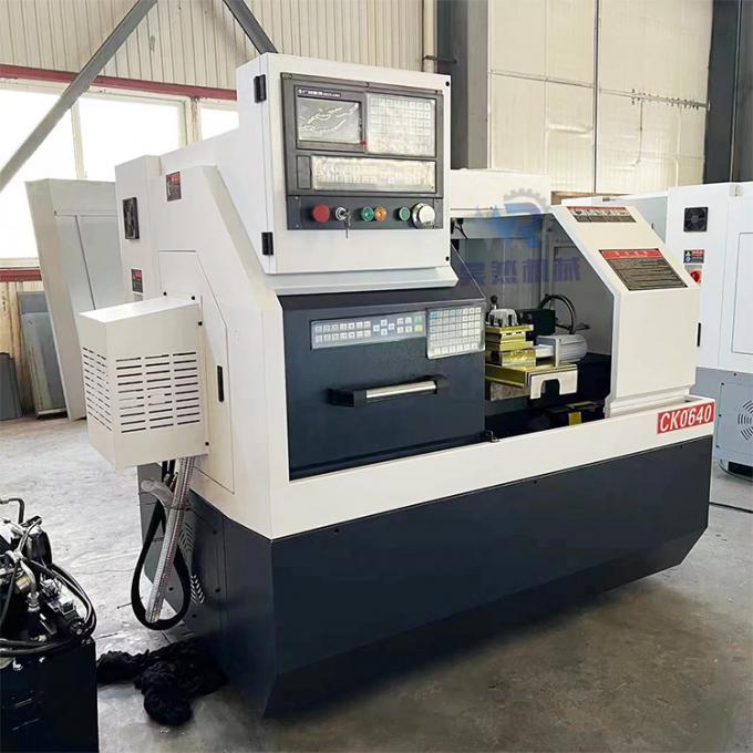 CK0640 Verticale CNC-machine voor het snijden van draaibank 0