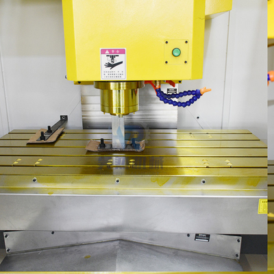 Fanuccontrolemechanisme Vmc Drilling Machine 4 As Nieuw Verticaal Machinaal bewerkend Centrum VMC1370