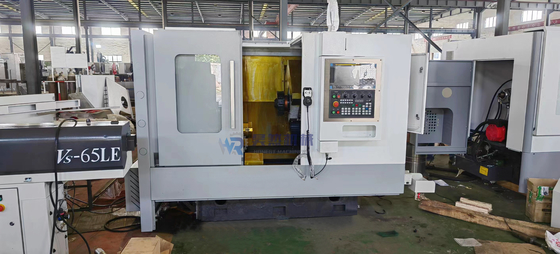 Hoge precisie horizontaal hellend bed CNC draaibank machine TCK46P