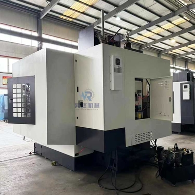 Hoge precisie VMC1370 Automatische CNC verticale freesmachine voor metaal 10000kg laadvermogen BT40 Spindel Taper