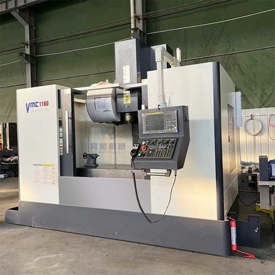 Cnc freesmachine Vmc1160 CNC Verticaal Bewerkingscentrum Met Bt40 Spindle